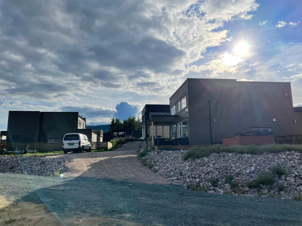 Exclusive Funkis Cabin, Lake View, Rooftop Terrace, Jacuzzi, Sauna, Close To Golf And Alpine Vrådal Exteriör bild