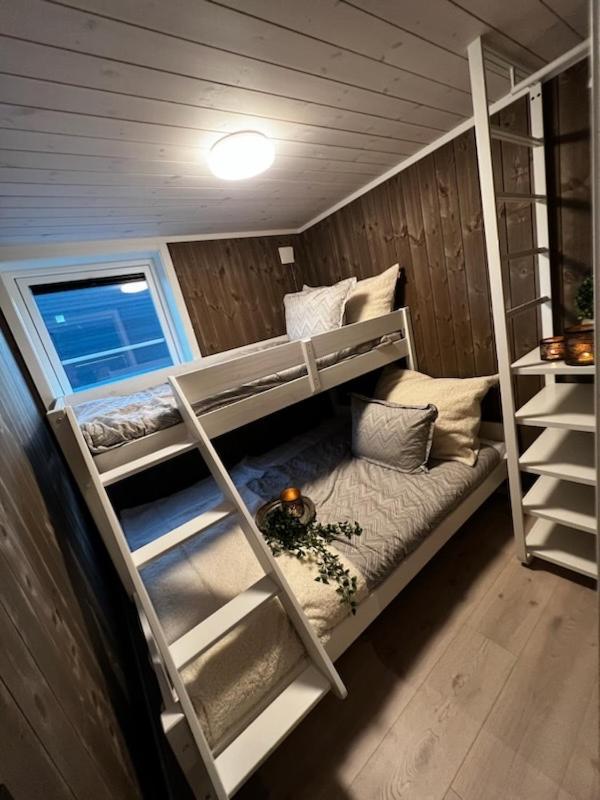 Exclusive Funkis Cabin, Lake View, Rooftop Terrace, Jacuzzi, Sauna, Close To Golf And Alpine Vrådal Exteriör bild