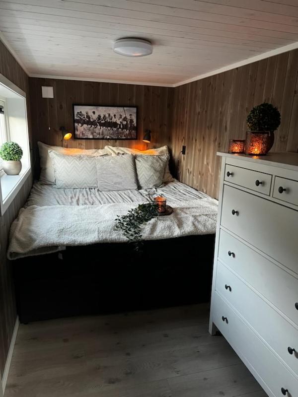 Exclusive Funkis Cabin, Lake View, Rooftop Terrace, Jacuzzi, Sauna, Close To Golf And Alpine Vrådal Exteriör bild