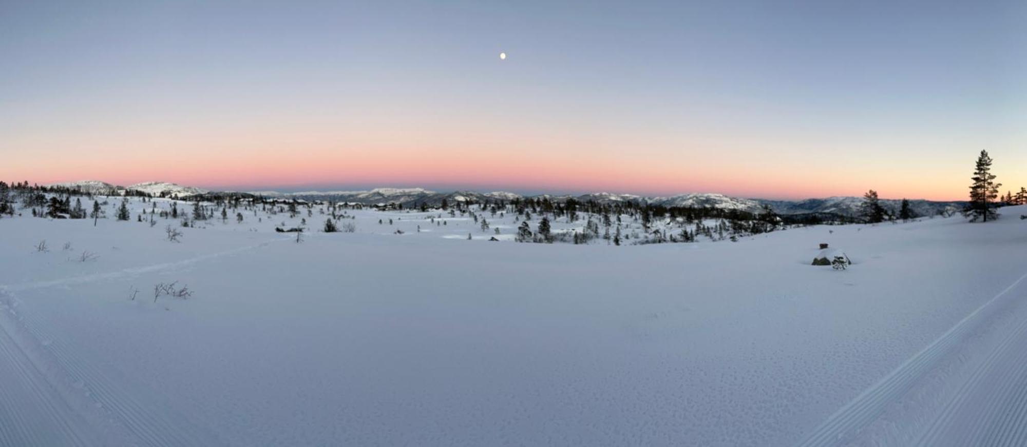 Exclusive Funkis Cabin, Lake View, Rooftop Terrace, Jacuzzi, Sauna, Close To Golf And Alpine Vrådal Exteriör bild
